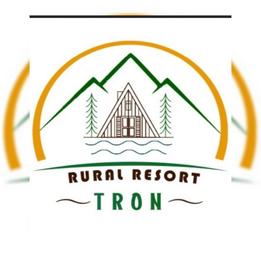 Rural Resort Tron 플루지네 외부 사진